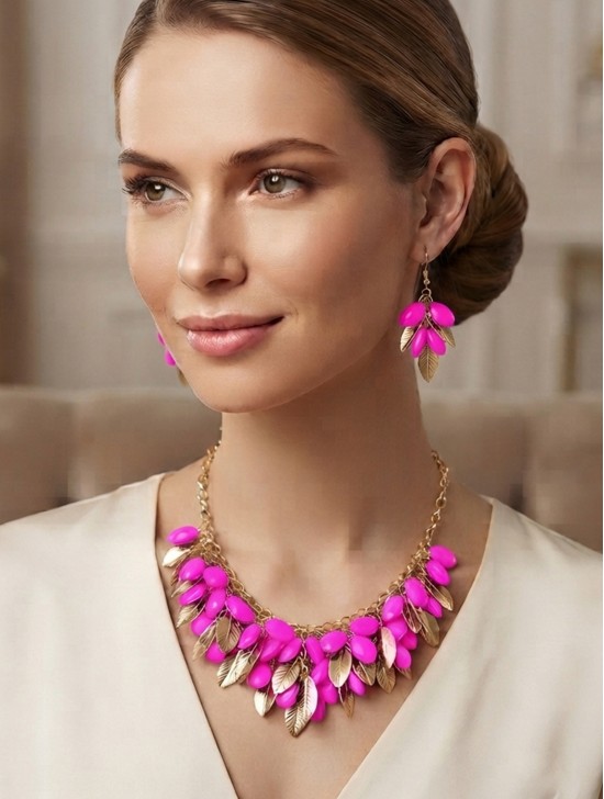 TWO TONE BEAD AND LEAF DESIGN NECKLACE WITH EARRING SET TWO TONE BEAD AND LEAF DESIGN NECKLACE WITH EARRING SET